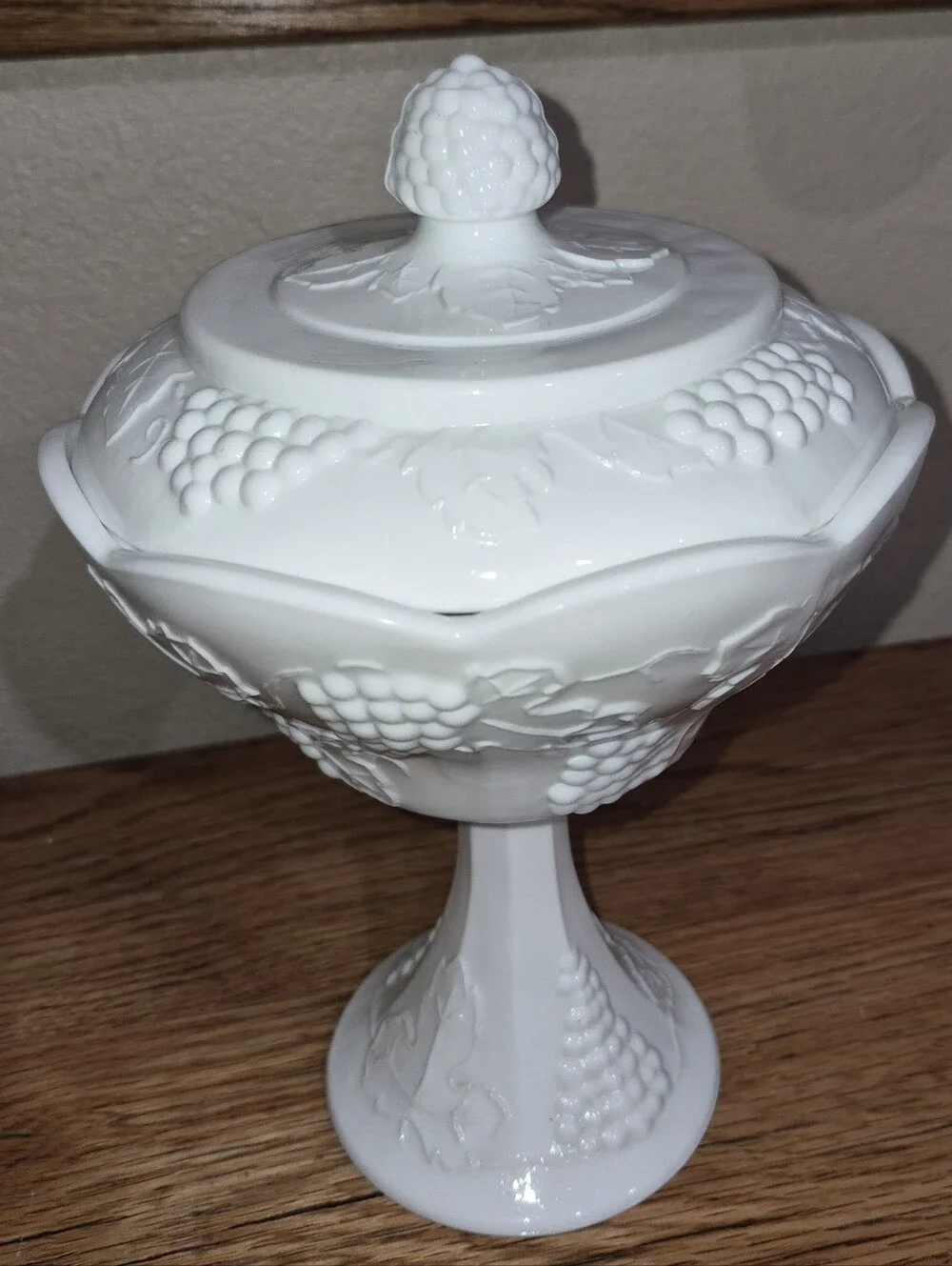 Indiana Glass era grape maker